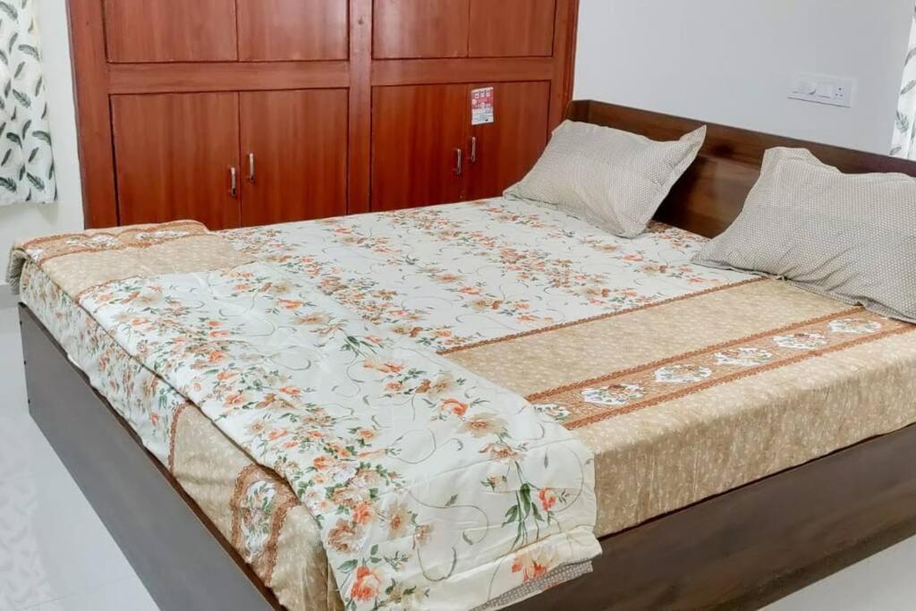 Servostay 2 Bhk Fully Furnished In Hafeezpet #202 Hyderabad Exterior photo